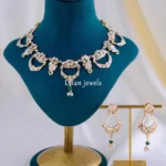 Noor Emerald Jadau Necklace Set (Yellow Gold) NEC002156