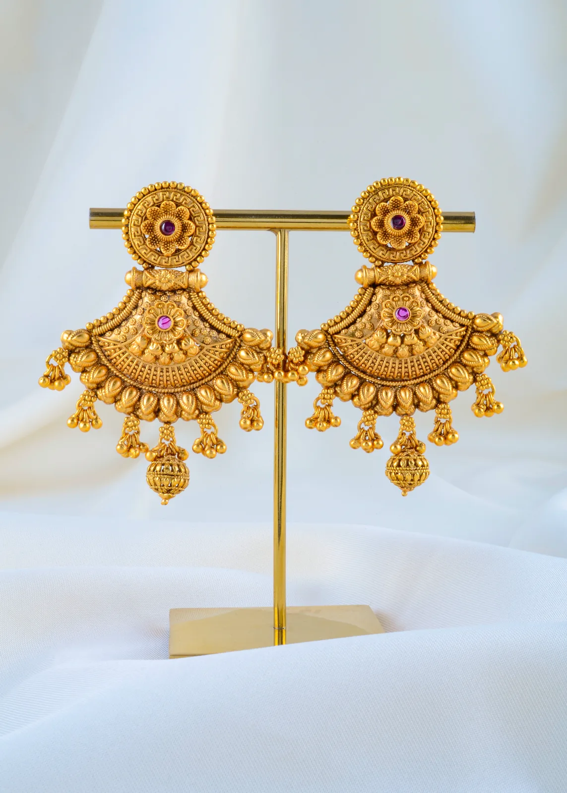 Noor-e-Nazaakat-Earrings-Antique-Gold-EAR001780a Noor-e-Nazaakat Earrings (Antique Gold) EAR001780 - Image 1