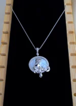Panther Mother Of Pearl Locket with Chain (Silver) NEC001074