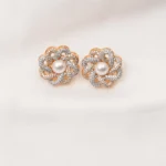 Pearl Stud Earrings (Yellow Gold) EAR000678