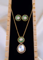 Polki Blossom Green Set (Antique Gold) NEC001997