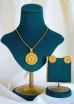 Polki Locket Set With Chain (Antique Gold) NEC001434