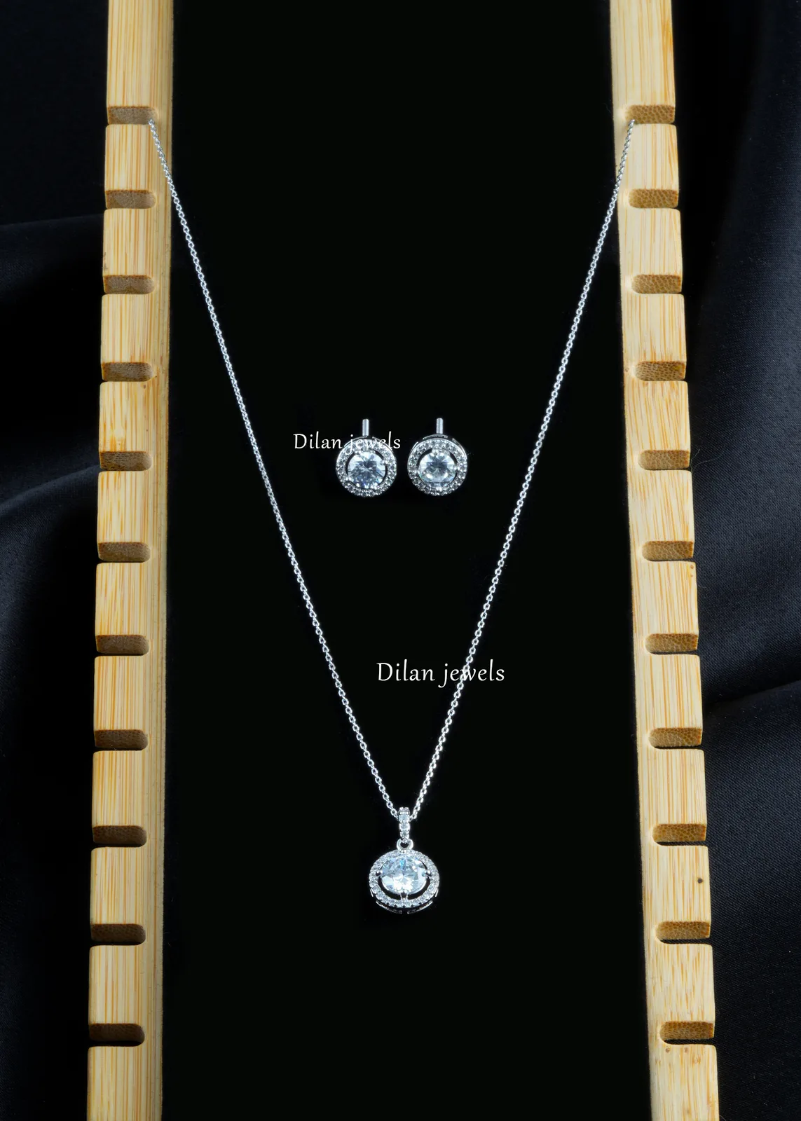 Radiant-Circle-Elegance-Necklace-Set-Silver-NEC002575 Radiant Circle Elegance Necklace Set (Silver) NEC002575 - Image 1