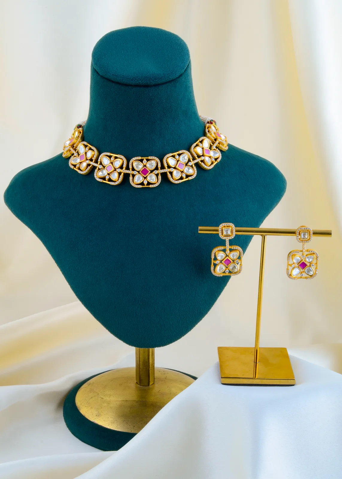 Rajkumari-Polki-Set-Yellow-Gold-NEC001674a Rajkumari Polki Set (Yellow Gold) NEC001674 - Image 1