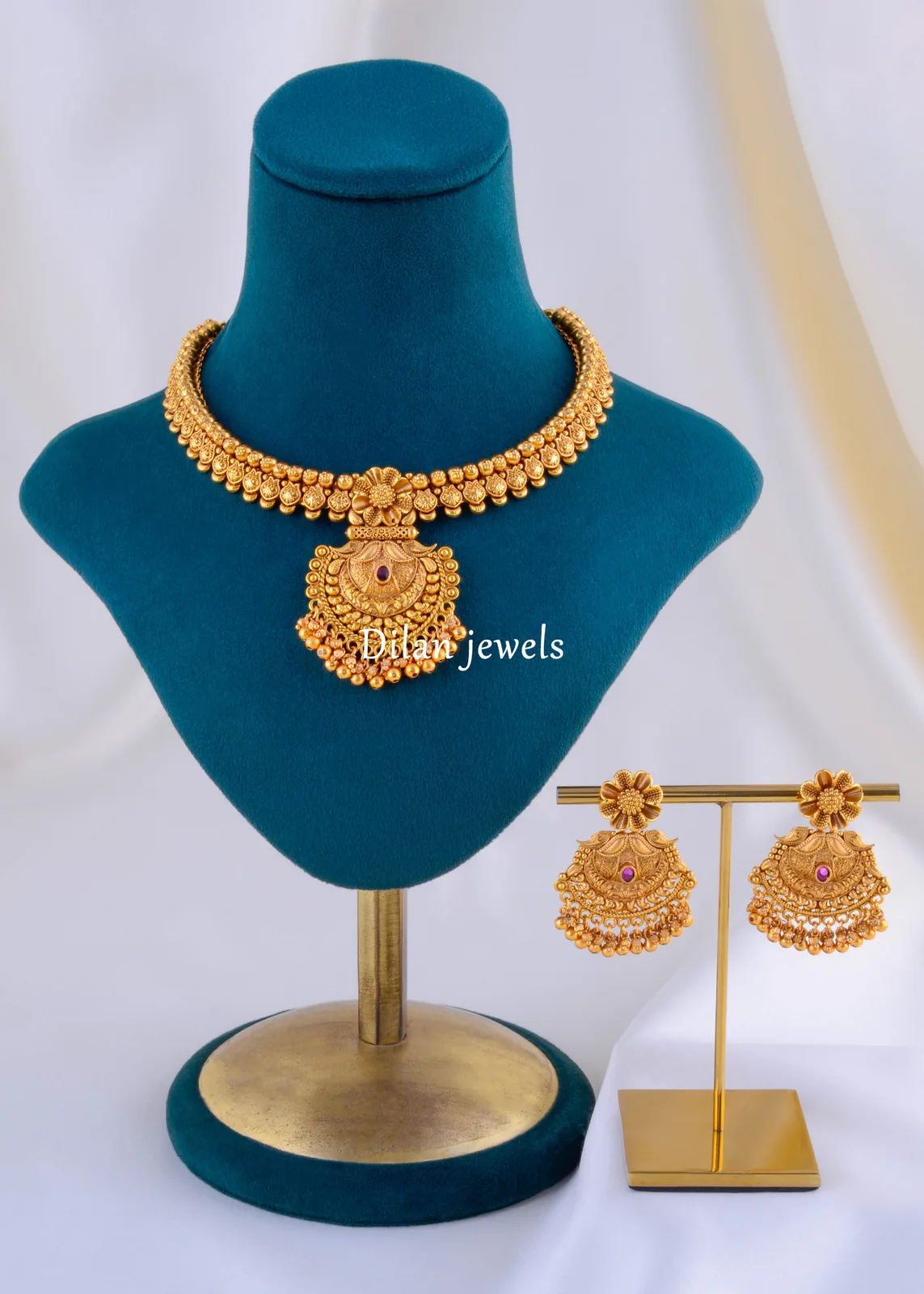 Rajwada-Heritage-Necklace-Set-Antique-Gold-NEC002149a Rajwada Heritage Necklace Set (Antique Gold) NEC002149 - Image 1