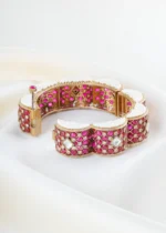Red Kundan Scalloped Bracelate with Pearls (Yellow Gold) BRA002479 - Image 3