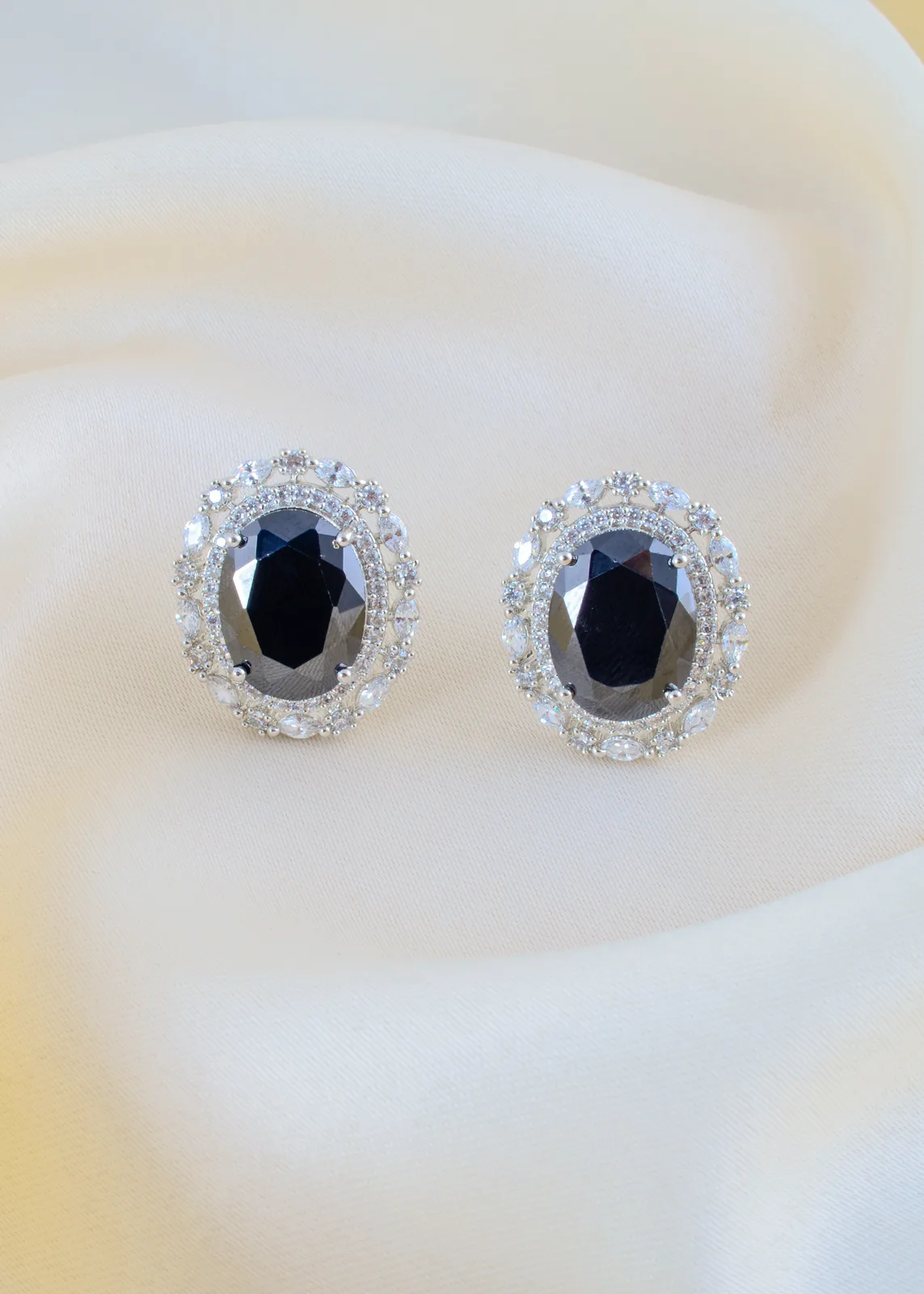 Royal-Black-Halo-Studs-Silver-EAR001488a Royal Black Halo Studs (Silver) EAR001488 - Image 1