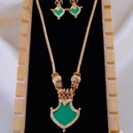 Royal Bloom Necklace (Antique Gold) NEC002011