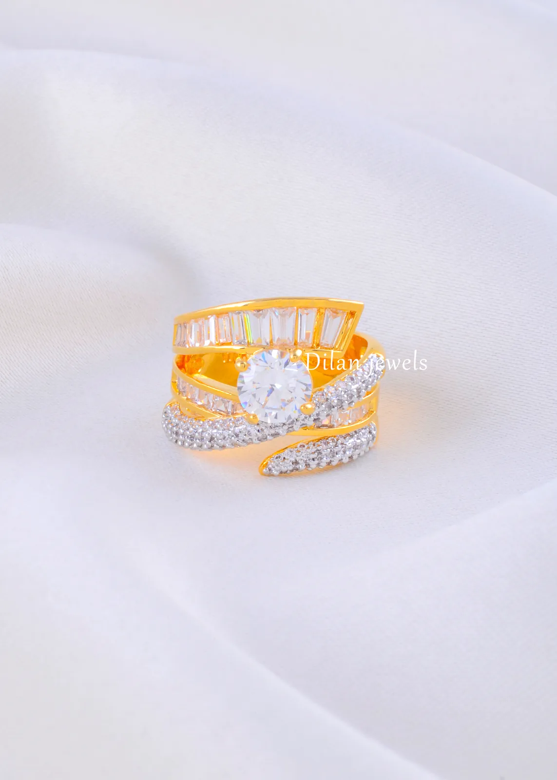 Royal-Solitaire-Diamond-Wide-Band-Ring-Yellow-Gold-RING02361a Royal Solitaire Diamond Wide Band Ring (Yellow Gold) RING02361 - Image 1