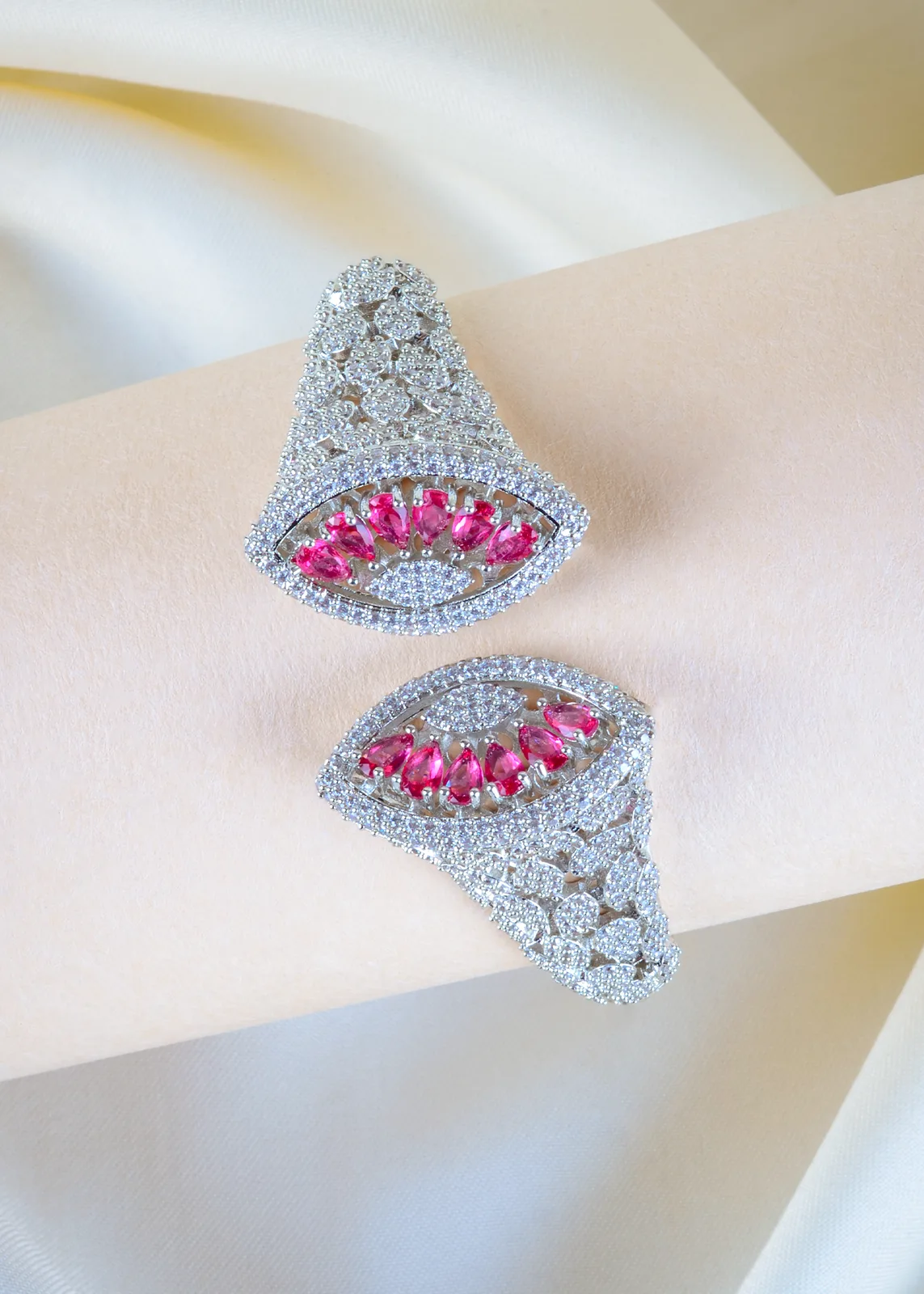 Ruby-Clutch-Statement-Bracelet-Silver-BRA001272a Ruby Clutch Statement Bracelet (Silver) BRA001272 - Image 1