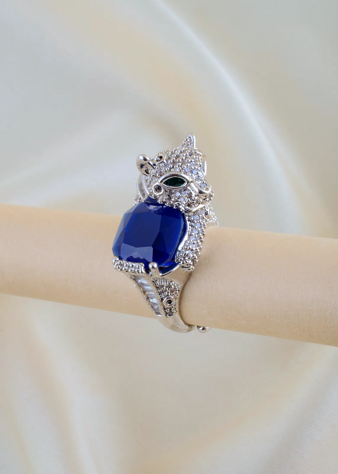 Sapphire-Predator-Ring-Silver-RING01616a Sapphire Predator Ring (Silver) RING01616 - Image 1