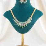 Shahi Green Elegance Necklace Set (Yellow Gold) NEC002606