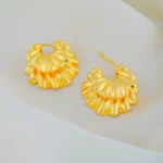 Solar Kiss Hoops (Yellow Gold) EAR001820
