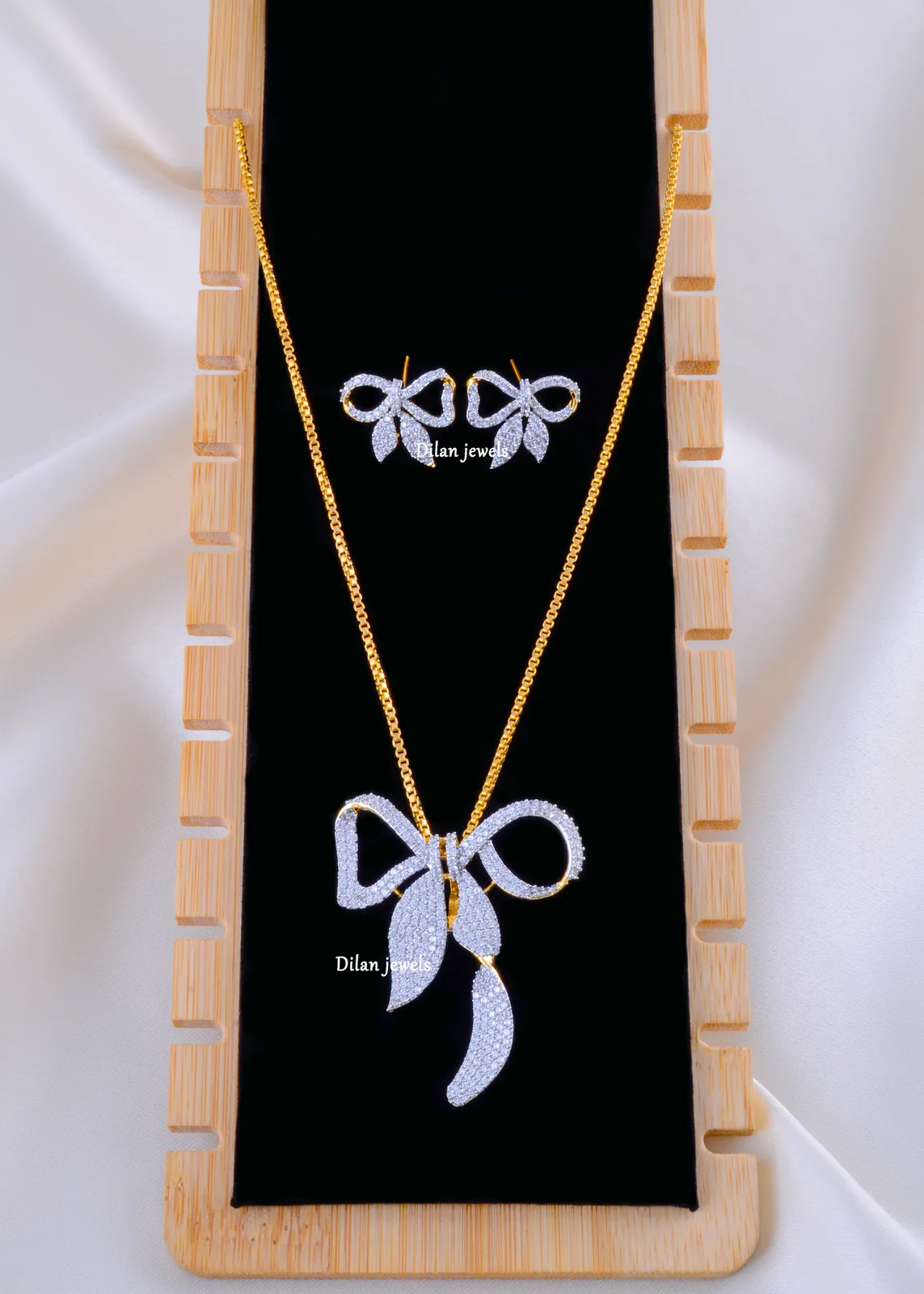 Sparkle-Knot-Necklace-Set-Yellow-Gold-NEC002217a Sparkle Knot Necklace Set (Yellow Gold) NEC002217 - Image 1