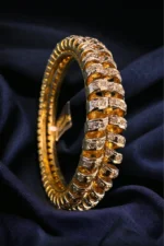 Spiral Bangles (Yellow-Gold) BAN000418