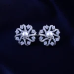 The Elegant Daisy Studs (Silver) EAR002305