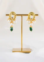 Zareen Emerald Necklace Set (Yellow Gold) NEC002672 - Image 3